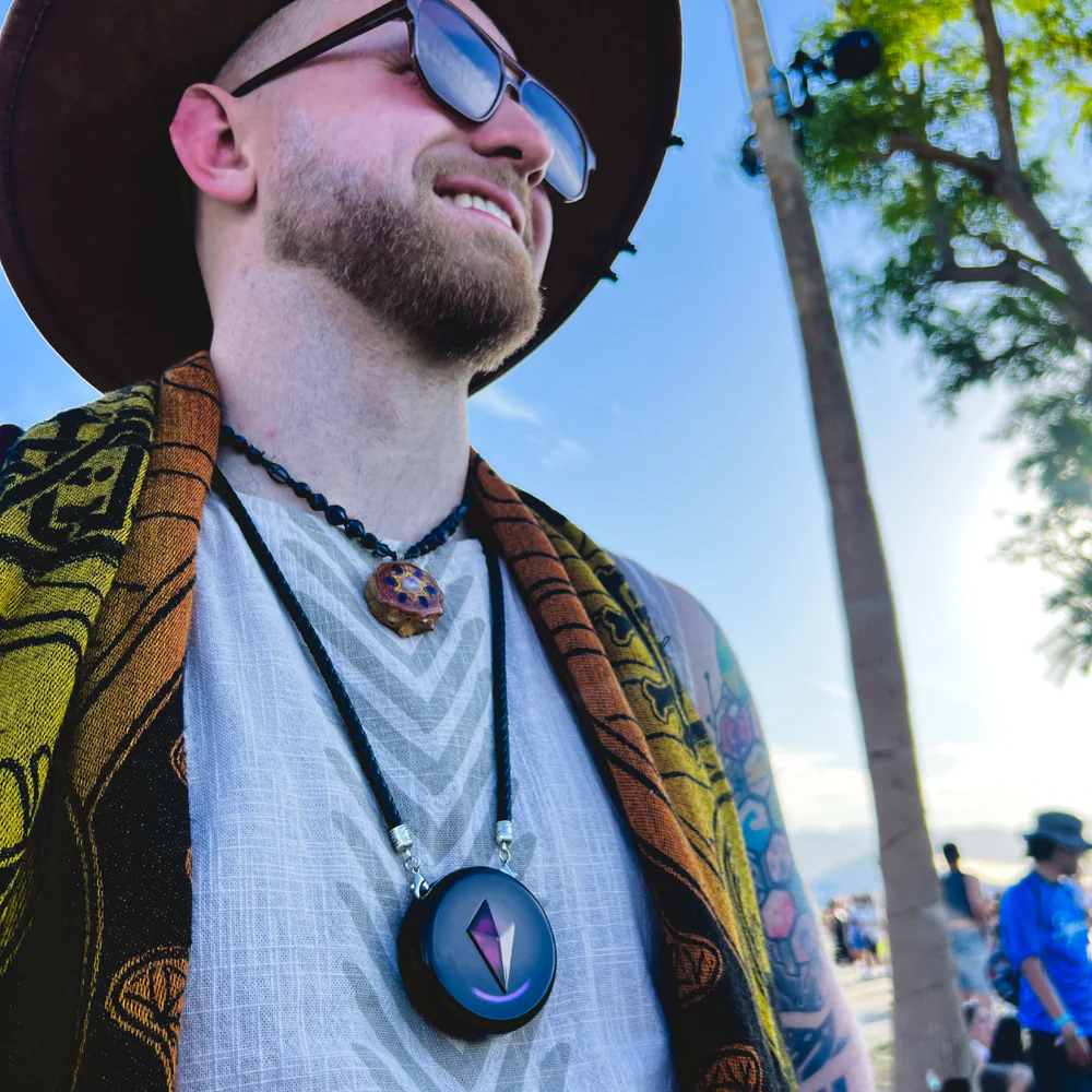 Totem Compass,The Friend-Finding Compass