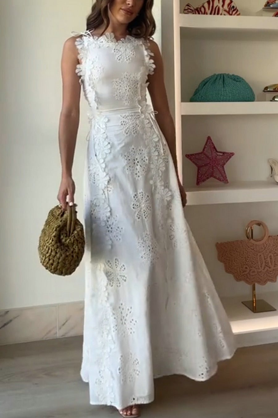 Lace embroidered floral dress, women's fitted sleeveless solid color long dress, elegant and fashionable openwork women's robe, free shipping.