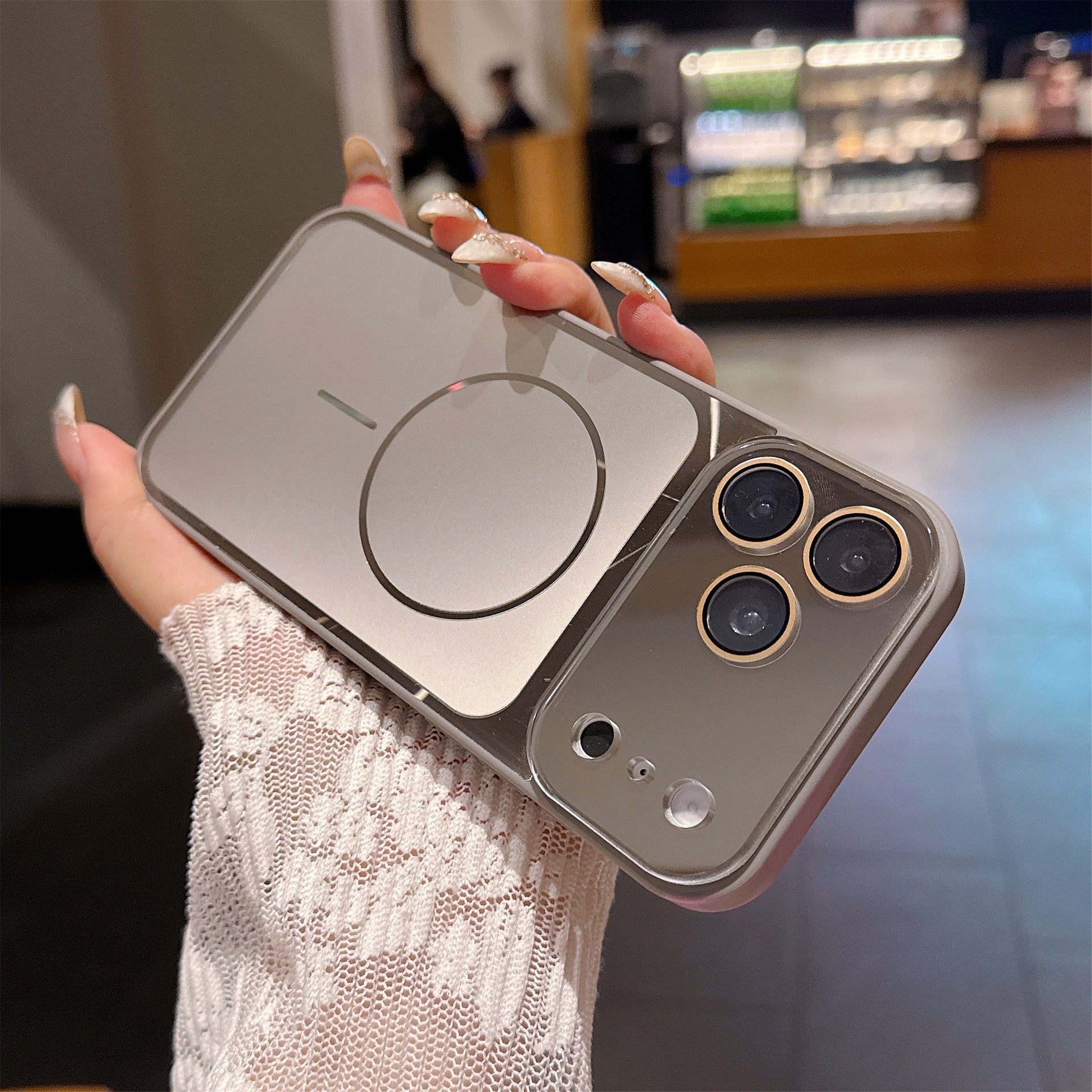 A high-quality, AI-powered, drop-proof case for iPhone 17 Pro with a large, flowing window display, compatible with all Apple models. It features a premium design and includes AI buttons.