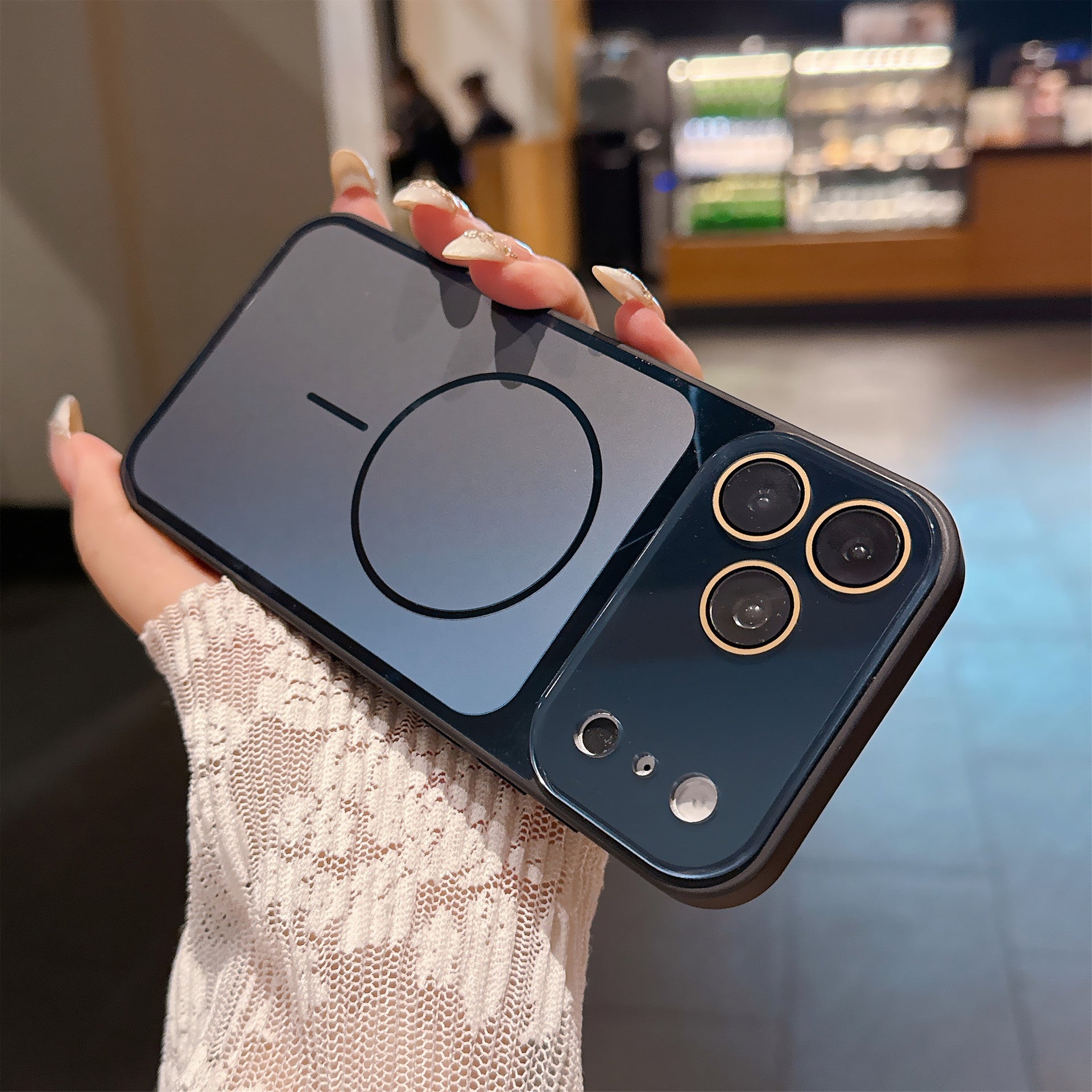 A high-quality, AI-powered, drop-proof case for iPhone 17 Pro with a large, flowing window display, compatible with all Apple models. It features a premium design and includes AI buttons.