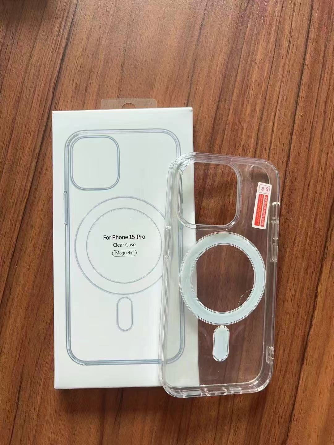 Transparent magnetic case for iPhone 17 Pro Max, full-coverage drop-proof protective case for iPhone 17 Pro.