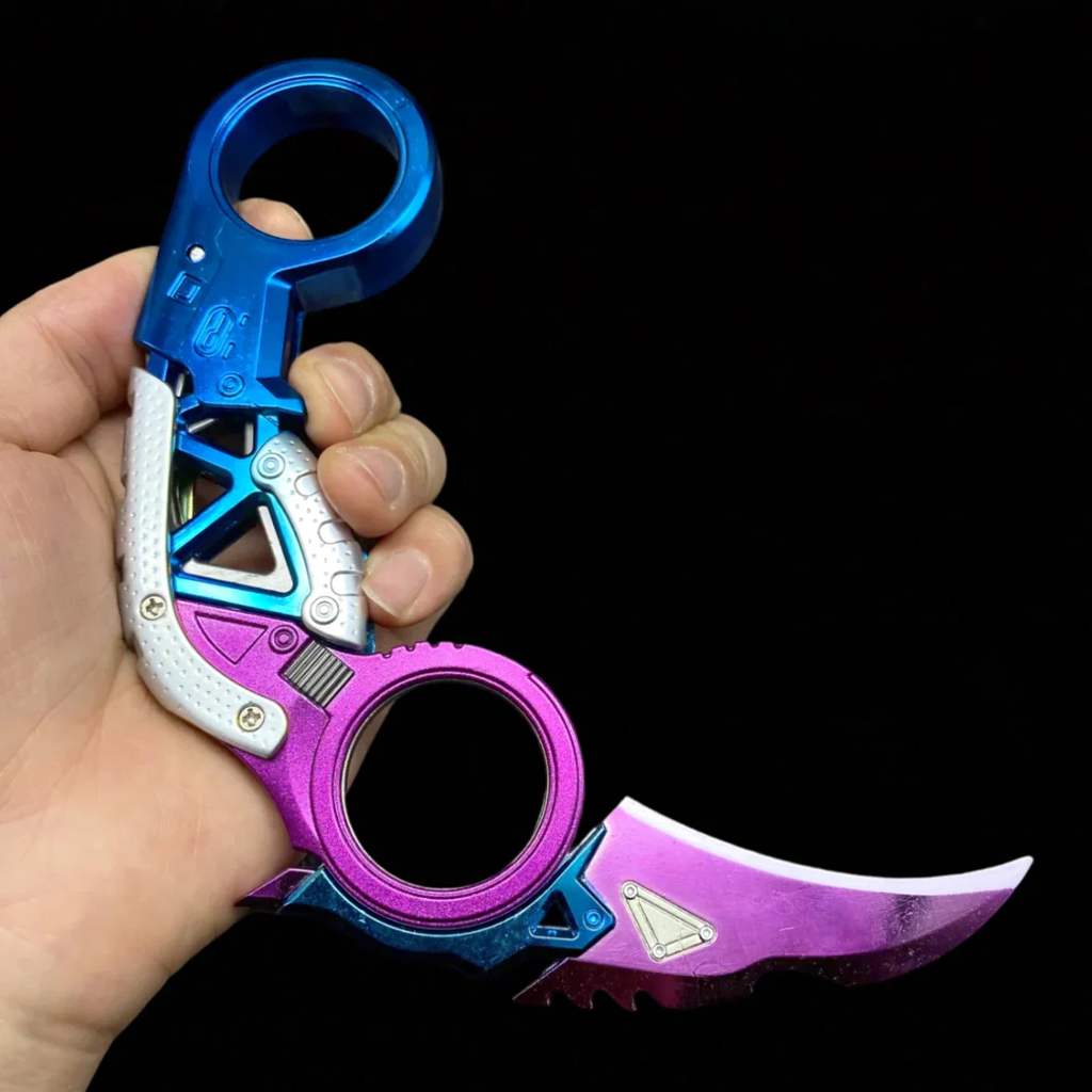 Apex Legends  Raptor's Claw Karambit Heirloom