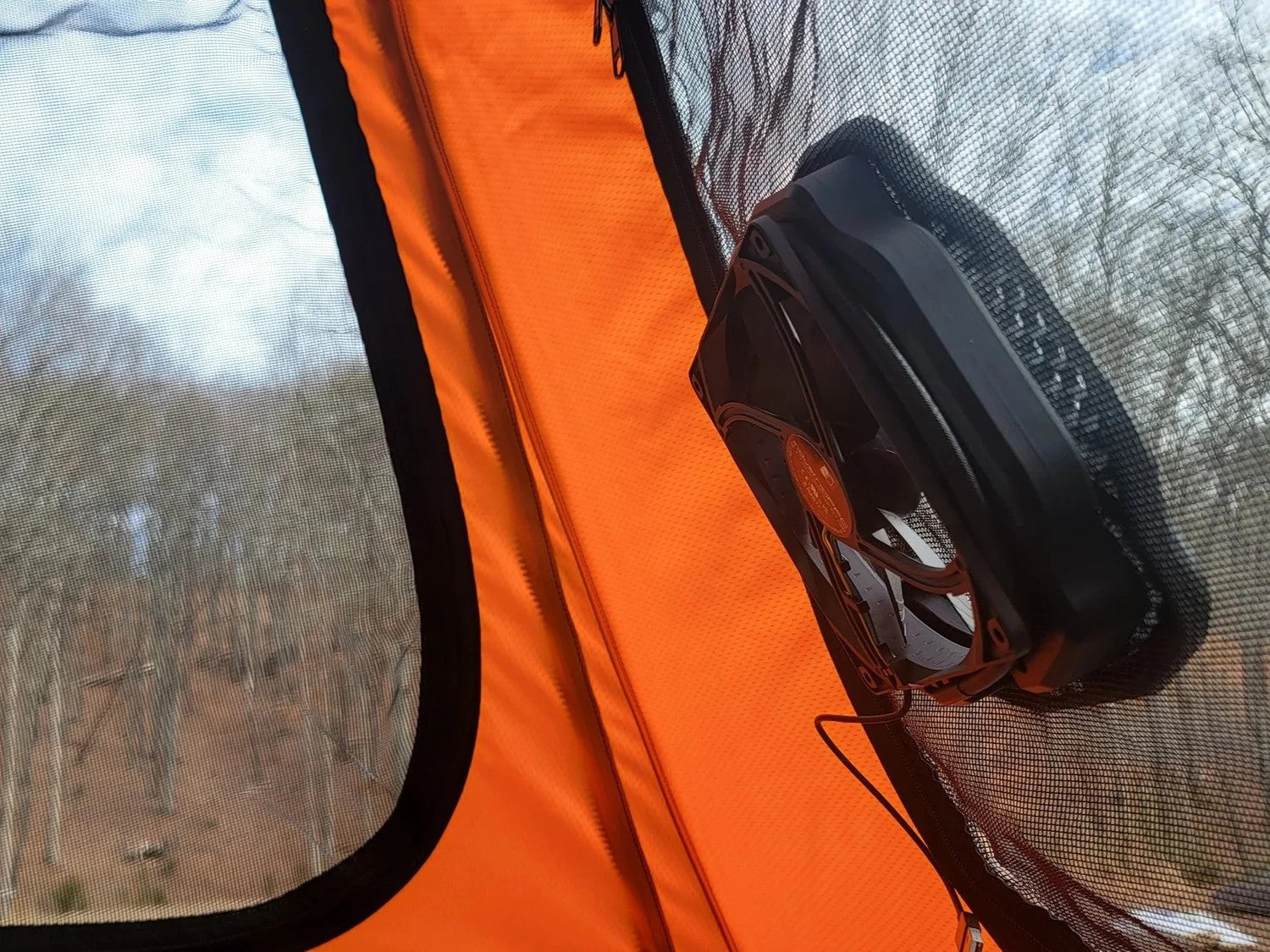 Magnetic fans suitable for rooftop tents and high-speed campervans