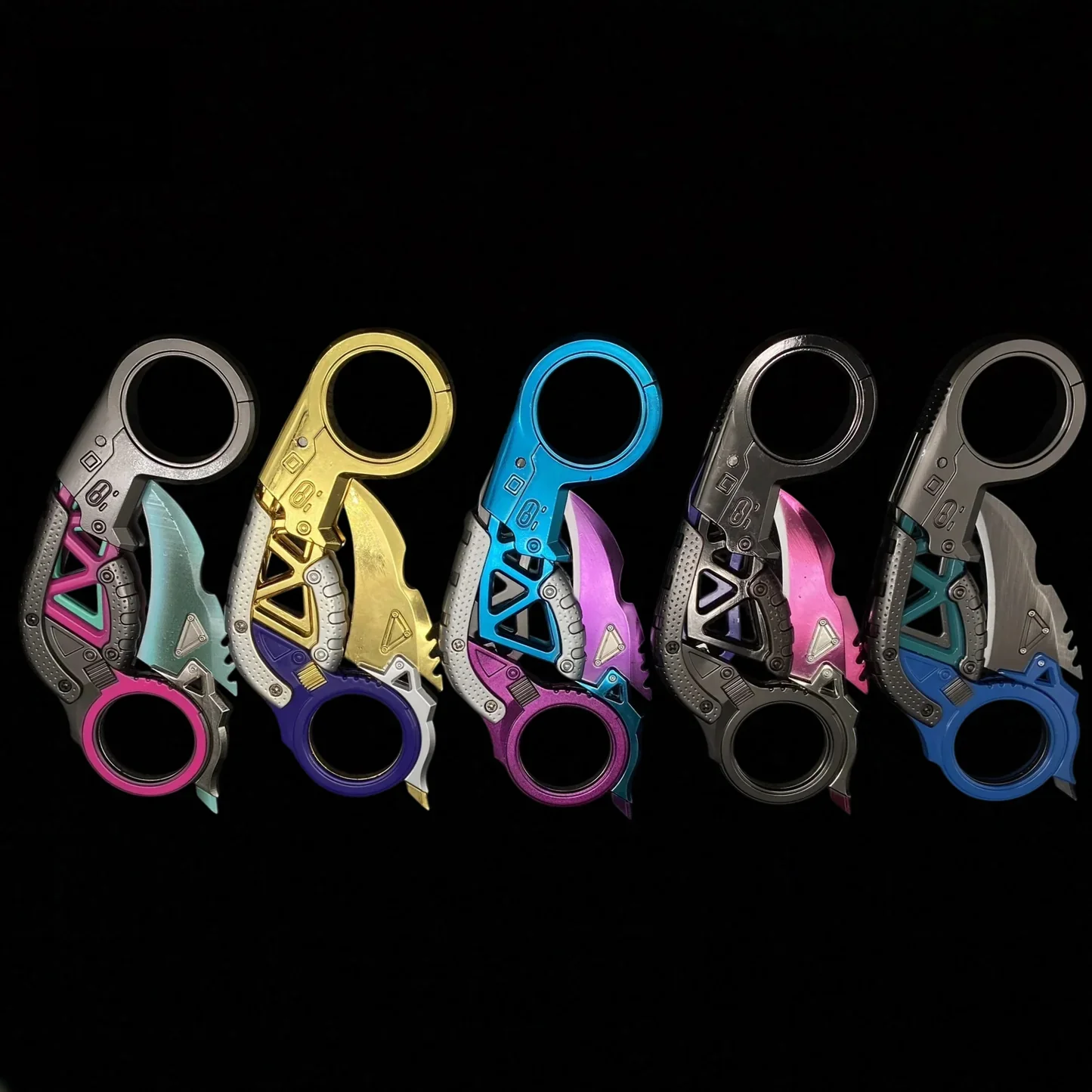 Apex Legends  Raptor's Claw Karambit Heirloom
