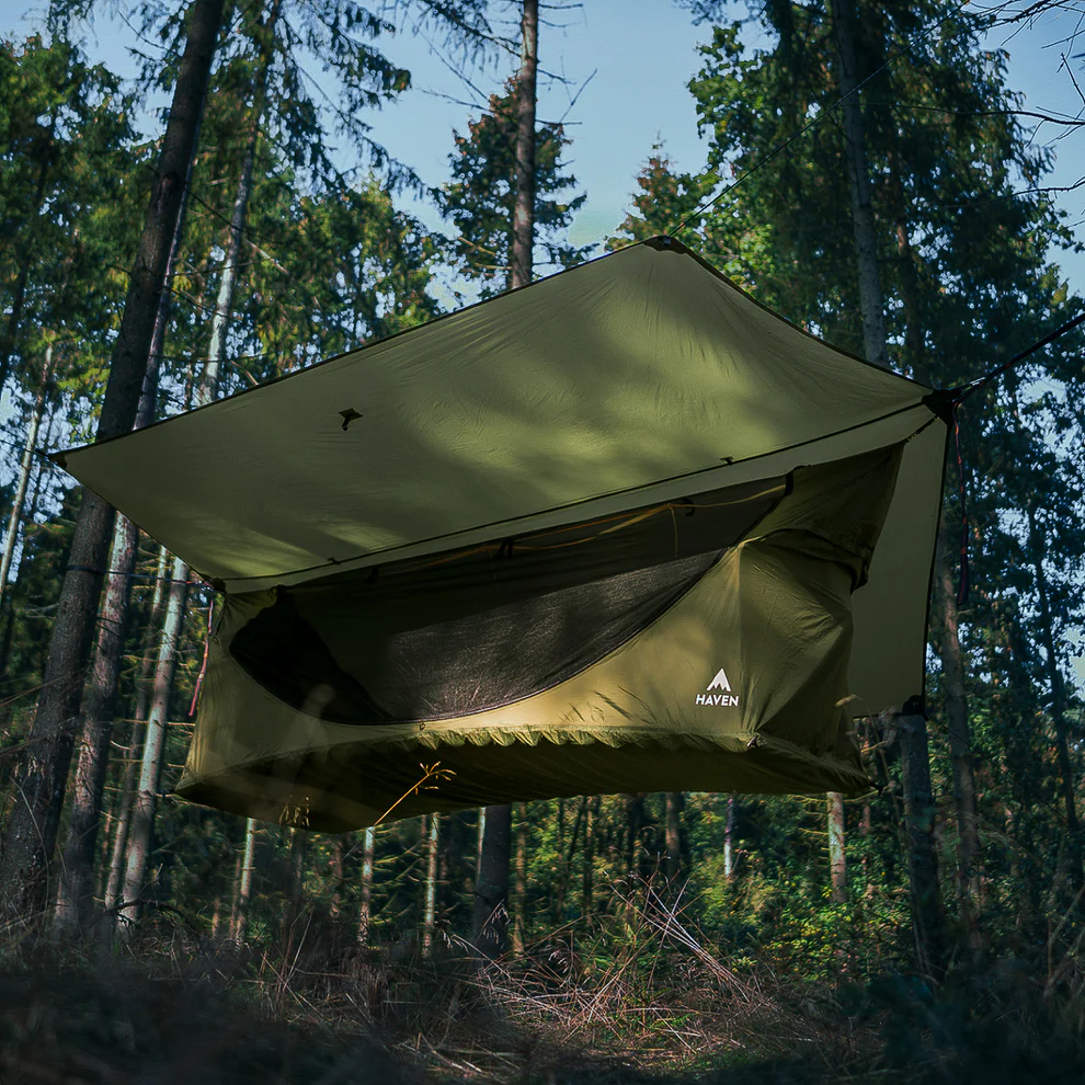 Haven XL Tent + sleeping mat, an integrated system that provides everything you need for comfortable outdoor sleep.