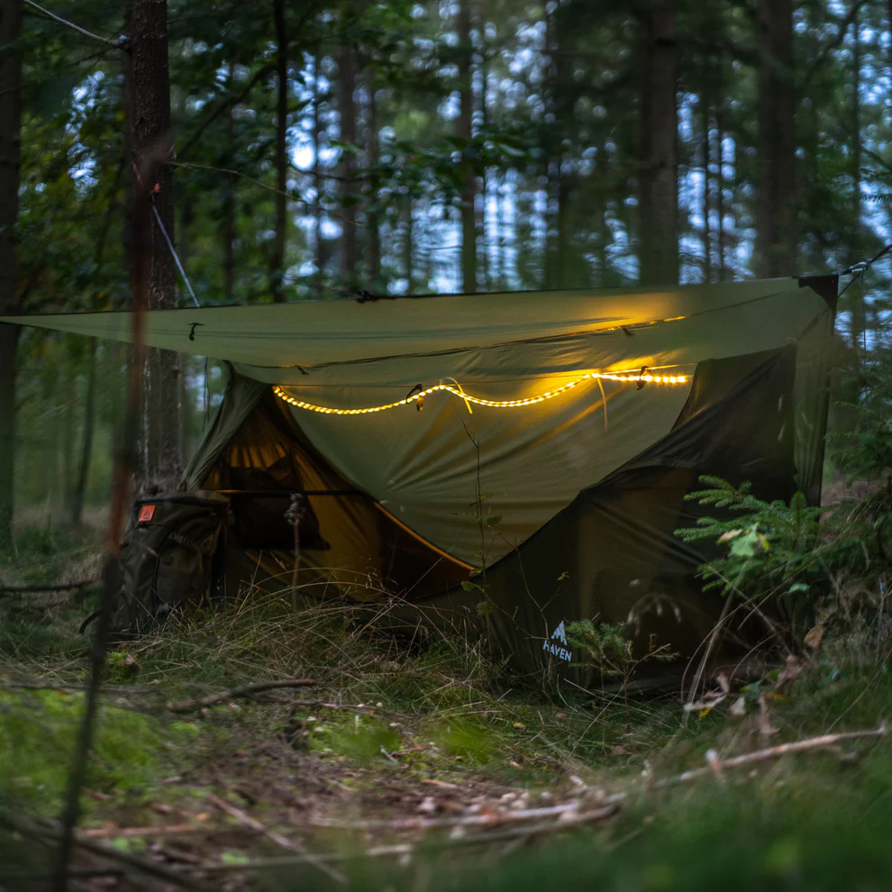 Haven XL Tent + sleeping mat, an integrated system that provides everything you need for comfortable outdoor sleep.