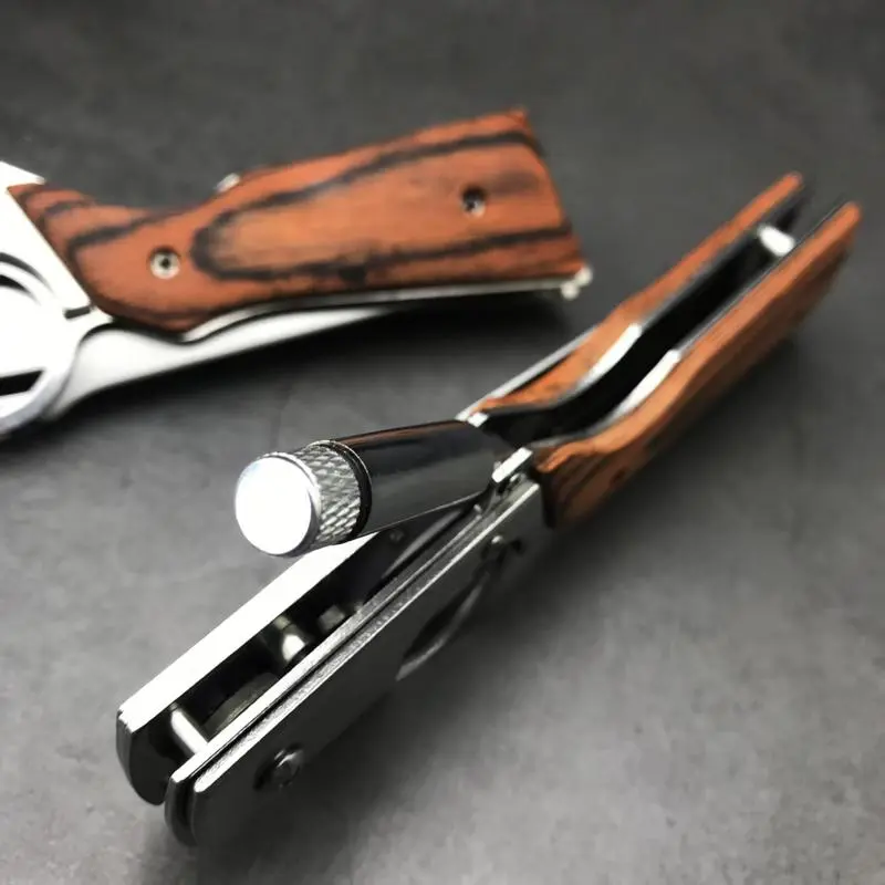 [Father's Day Best Gift Choice] AK47 Pocket Folding Knife, 5C13Mov Stainless Steel,Security Lock,Men's Gift,Suitable for Camping,Hunting,Outdoor Survival,Emergency Situations and EDC Tactical Tools.