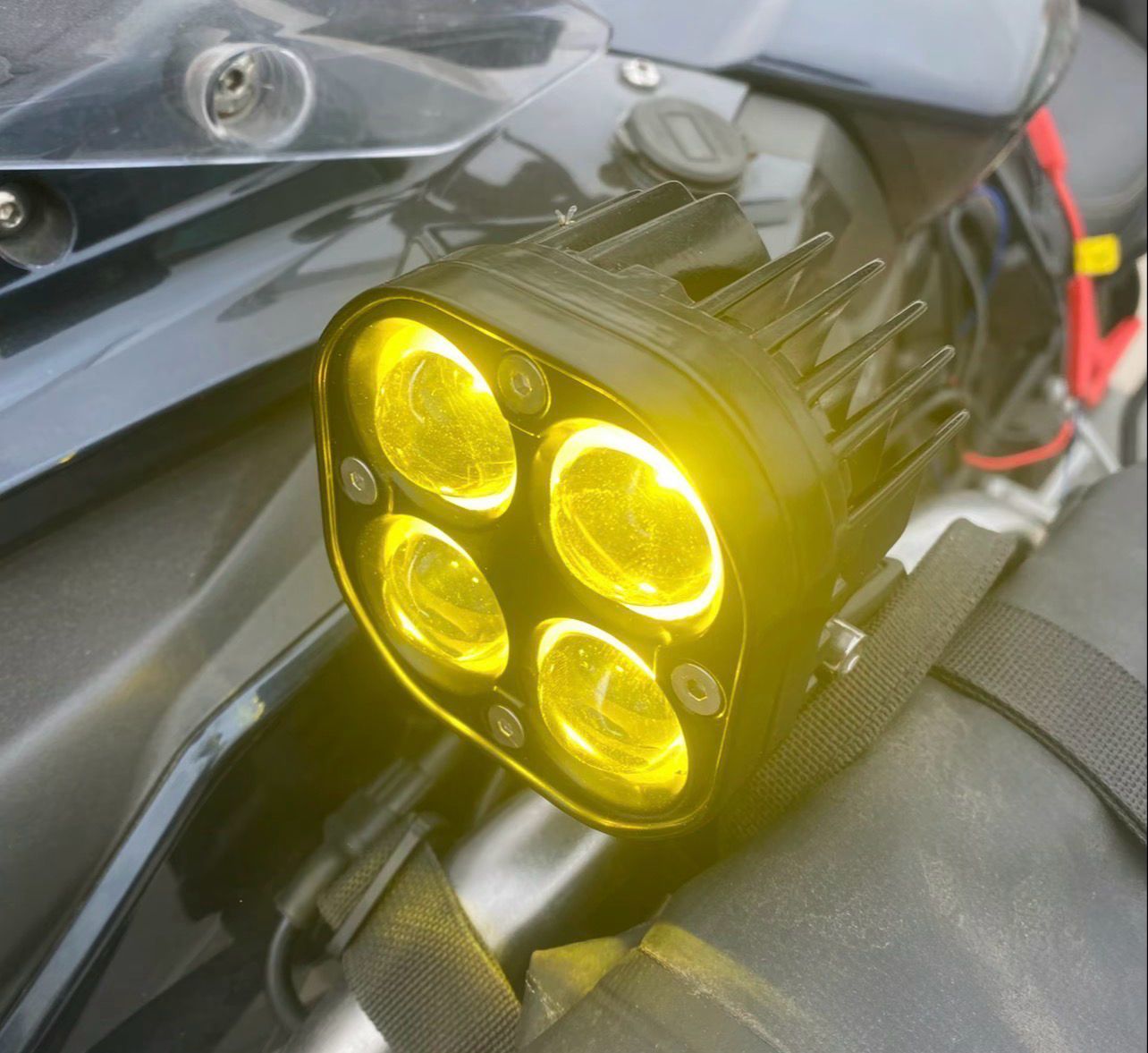 Lightning Led +Toy+ Remote Control Original High Quality 2 pcs ( For All Cars / Easy Install )